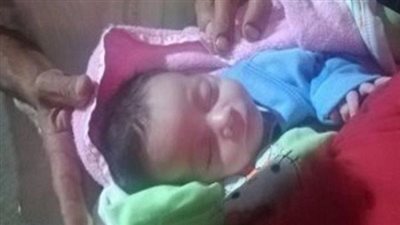 العثور على طفل امام اسعاف الدقهلية