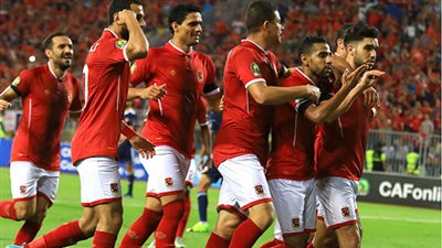 4 لاعبين يسعى الأهلى لضمهم.. تعرف عليهم