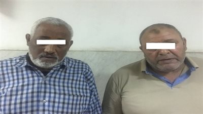 ضبط شخصين بتزوير المحررات الرسمية