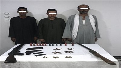 ضبط 3 قطع أسلحة نارية وذخائر بحوزة ثلاثة متهمين فى حملة أمنية بأسيوط