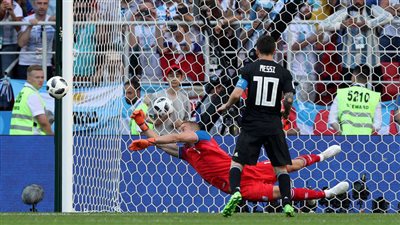 مفاجأة حول حارس المونديال الذي هزم 