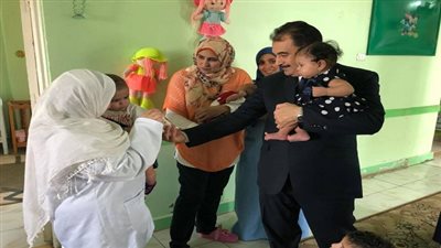 لبيب يزور دار طيور جنه السويس ويهنىء الاطفال بالعيد