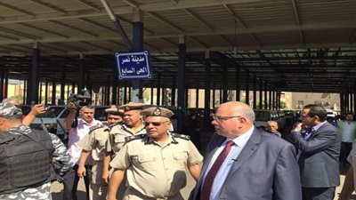 بالصور.. مدير أمن القليوبية يتفقد المواقف العمومية بالمحافظة