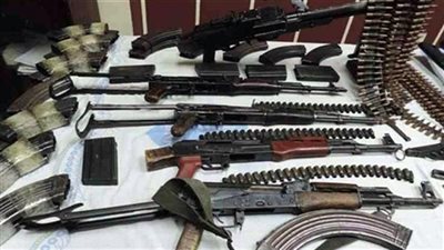 ضبط 42 قطعة سلاح نارى بحوزة 44 متهم