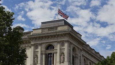 بريطانيا تحذر رعاياها في الإمارات من هجوم إرهابي بالصواريخ