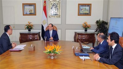 السيسي يجتمع مع رئيس الوزراء ووزير التجارة والصناعة