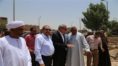 محافظ قنا: نقل مدير مواقف سيارات الأجرة بمدينة دشنا من منصبه