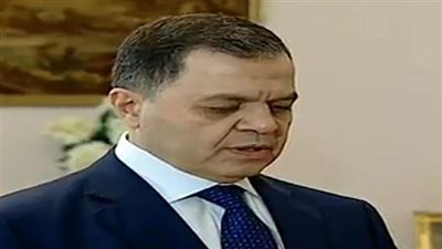 وزير الداخلية يكرم عدد من رجال الشرطة بمنطقة القاهرة الجديدة