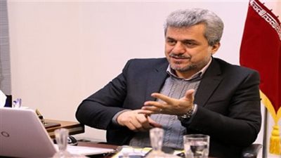 مسئول إيراني يسخر من قائد بالحرس الثوري بسبب إسرائيل