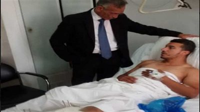 القوى العاملة تتابع تعويض الصياد المصري المصاب أثناء عمله