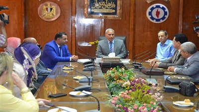 حامد.. يستقبل مساعد وزير التموين  للمناطق الاستثمارية لمناقشة الفرص المتاحة لاقامة مشروعات بالمحافظة 