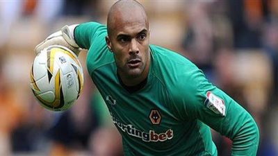 حارس نيجيريا يعتزل كرة القدم بسبب 