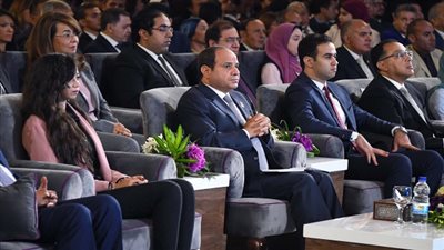 السيسي: مواقفنا واضحة وندعم وجود دولة فلسطينية 