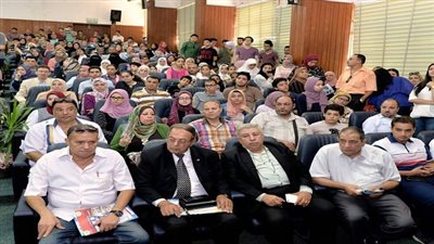 بالصور.. جامعة المنصورة تعرض 21 برنامج تعليمى متميز بالمعرض التعليمى الرابع 