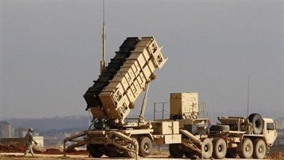 الدفاع الجوي السعودي يعترض صاروخا حوثيا في اتجاه نجران