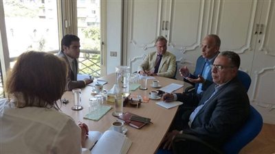 محافظ القليوبية يبحث دعم مشروع انشاء محطة وسيطة بمدينة شبرا الخيمة