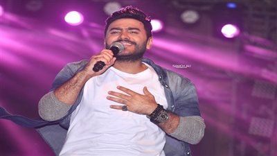 تامر حسنى يحيي حفل نادي الشمس ثالث أيام عيد الآضحي