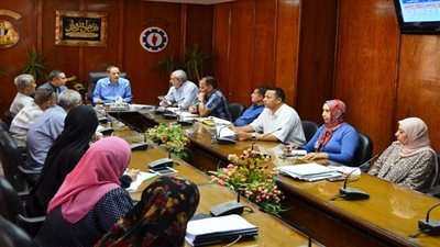 متابعة عمل لجان التقنين وإسترداد حق الشعب بالسويس