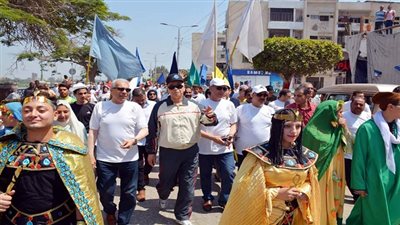 محافظ القليوبية يشارك الشباب في الاحتفال باليوم العالمى للشباب