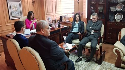 وزيرة الهجرة تجتمع بممثلي الوزارات لبدء مشروع توحيد قاعدة بيانات المصريين بالخارج 