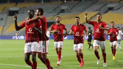 أحمد الشيخ يخطط للهروب من الأهلي.. وكارتيرون يطرد هؤلاء