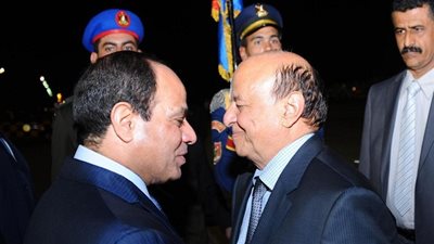 رئيس اليمن يصل الاتحادية للقاء السيسي