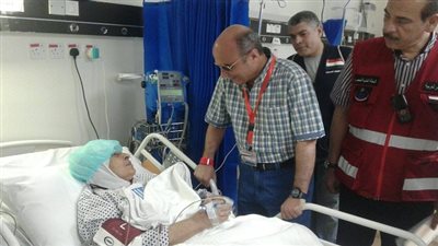 رئيس بعثة الحج يتفقد أوضاع الحجاج المرضى بالمستشفيات