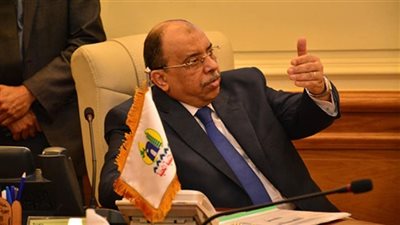 وزير التنمية المحلية يبحث مع 4 محافظين منظومة المخلفات والنظافة