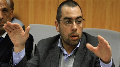 النائب محمد فؤاد يفتح مكتبه بالعمرانية لإضافة الأطفال لبطاقات التموين الجديدة