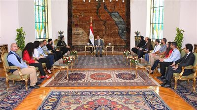 السيسي يستقبل البابا تواضروس ووفد من الملتقى العالمى الأول للكنيسة القبطية الأرثوذكسية
