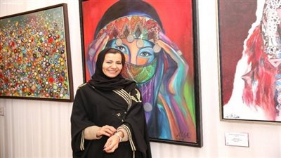 فنانة  تشكيلية سعودية: