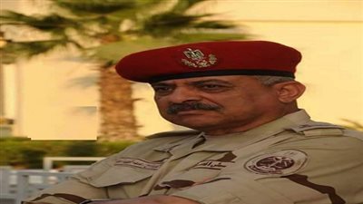 الزغاريد تنطلق فى السويس ابتهاجا باقالة المحافظ