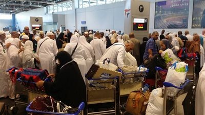 عودة 3200 حاجًا من الأراضى المقدسة