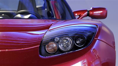 شاهد| سيارة 