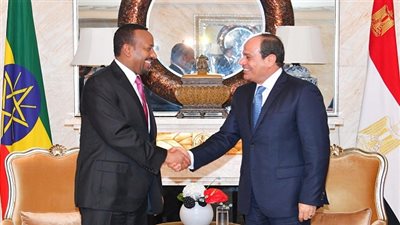 الرئيس السيسي يلتقى رئيس الوزراء الإثيوبى خلال زيارته للصين