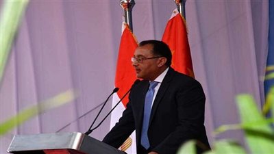 رئيس الحكومة يُكلف بتطوير منفذ السلوم البري.. وميكنة تصاريح الصيد