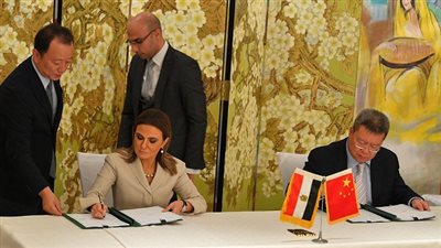 الرئيس السيسي يشهد مراسم التوقيع على عدد من الاتفاقيات مع الشركات الصينية