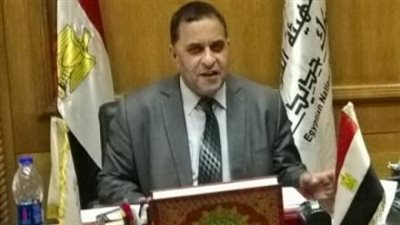 رئيس هيئة السكة الحديد خلال جولته صباح اليوم ايقاف اثنين عن العمل بمحطة سندنهور