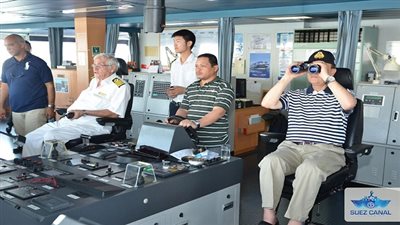 الفريق مُهاب مميش: قناة السويس تسجل رقم قياسي بعبور 127 سفينة