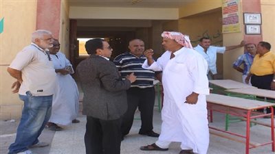 وكيل تعليم السويس يتابع استعداد المدارس لاستقبال العام الدراسى الجديد