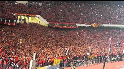 لجنة المسابقات: 60 ألف مشجع في لقاء الأهلي وحوريا الغيني