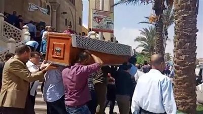 تشييع جنازة شقيقة حسن راتب بمشاركة رجال الأعمال والإعلاميين