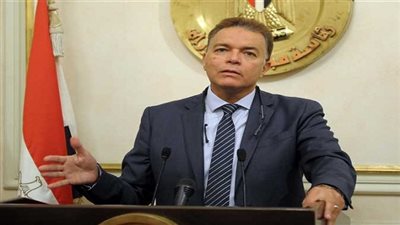وزير النقل يقرر عدم تعديل أسعار اشتراكات الطلاب وبدء استخراجها من الغد  