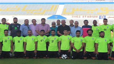 محافظ السويس يطالب لاعبى المنتخب ببذل الجهود والعودة لدورى الاضواء