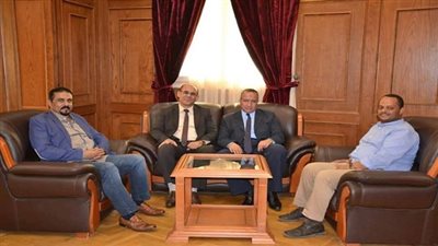 رئيس جامعة السويس يلتقى امين عام حزب مستقبل وطن