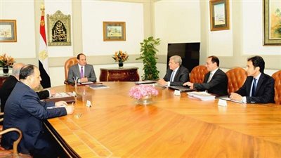 السيسي يكلف المالية بزيادة عائدات الدولة وخفض المديونية وعجز الموازنة