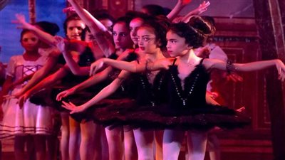 مواهب الأوبرا تتألق فى باليه 