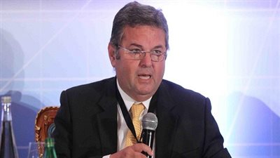 وزير قطاع الأعمال العام : الشركة القومية للاسمنت معرضة للاغلاق لأنها تحقق خسائر باستمرار