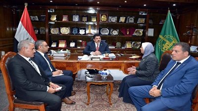 محافظ القليوبية يجتمع مع  يوهانسن عيد رئيس هيئة ضمان جودة التعليم للتعاون لتطوير التعليم بالقليوبية