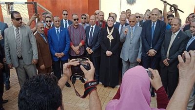 النائب عمر وطني: محافظ القاهرة وعد بضم 7 مدارس جديدة خلال العام الدراسي الحالي